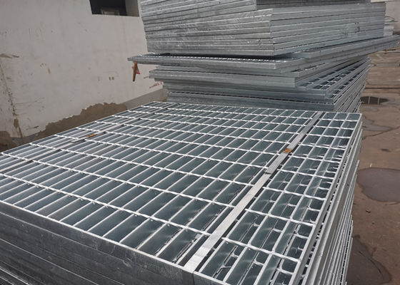 Heavy Duty Hot Dip Galvanizing For Motor Vehicle Access Welded Steel Grating