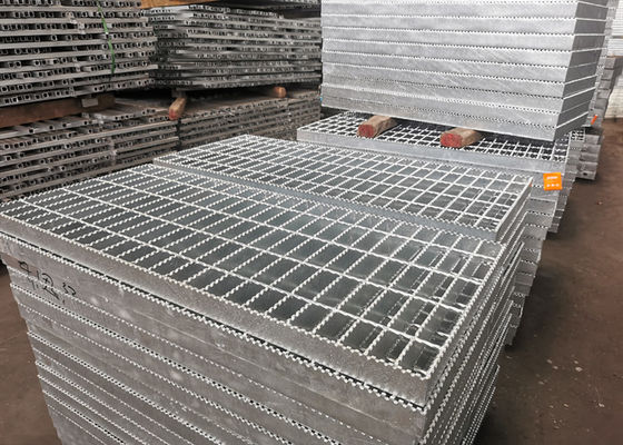 Chemical Plant Galvanised Floor Grating Anti Skid Pressure Resistance Welding